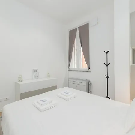Apartment Bocconi White Milan